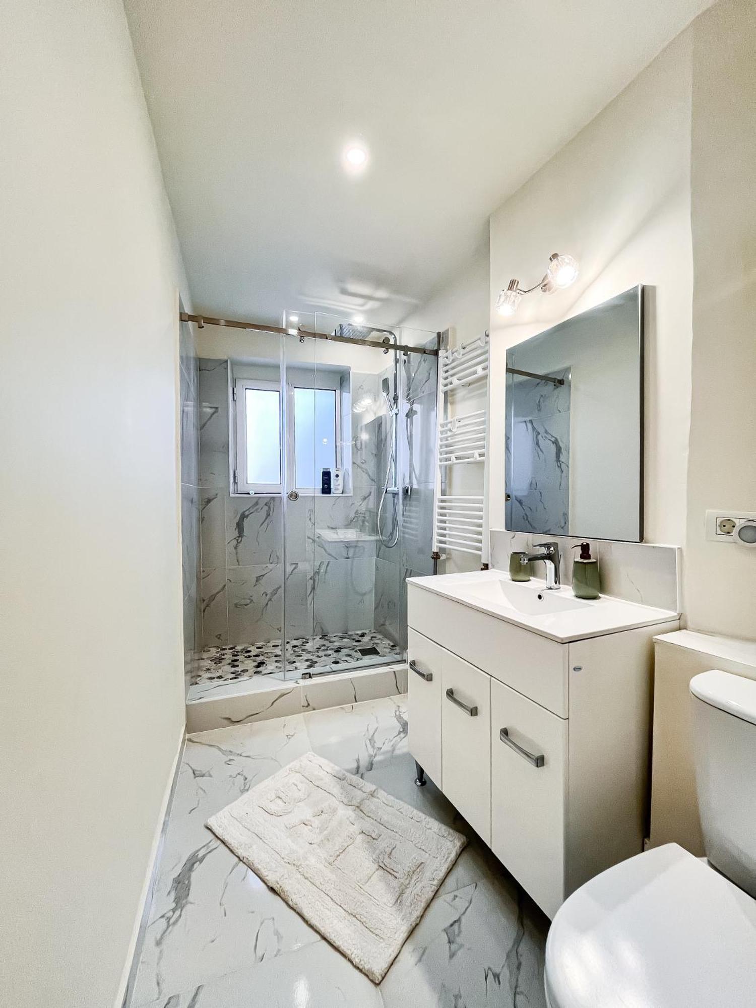 La Teatru - 2Bd Apartment Near Theatre And Old Town Μπρασόβ Εξωτερικό φωτογραφία
